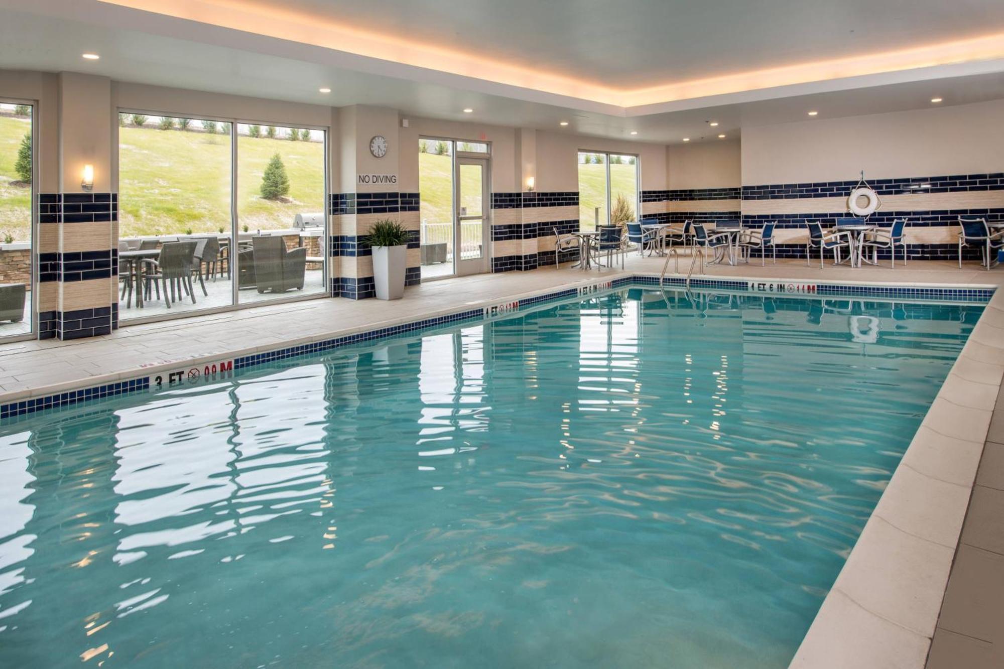 Towneplace Suites By Marriott Altoona Εξωτερικό φωτογραφία