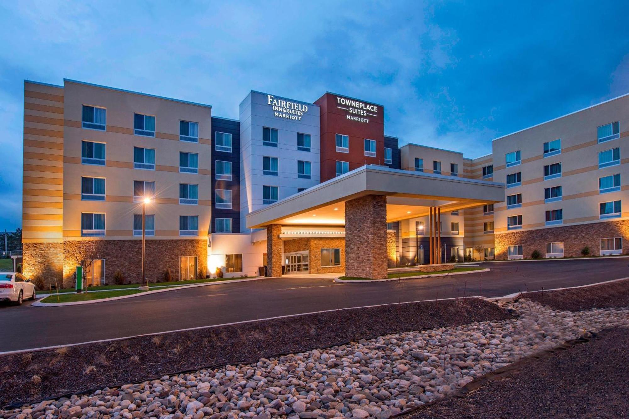 Towneplace Suites By Marriott Altoona Εξωτερικό φωτογραφία